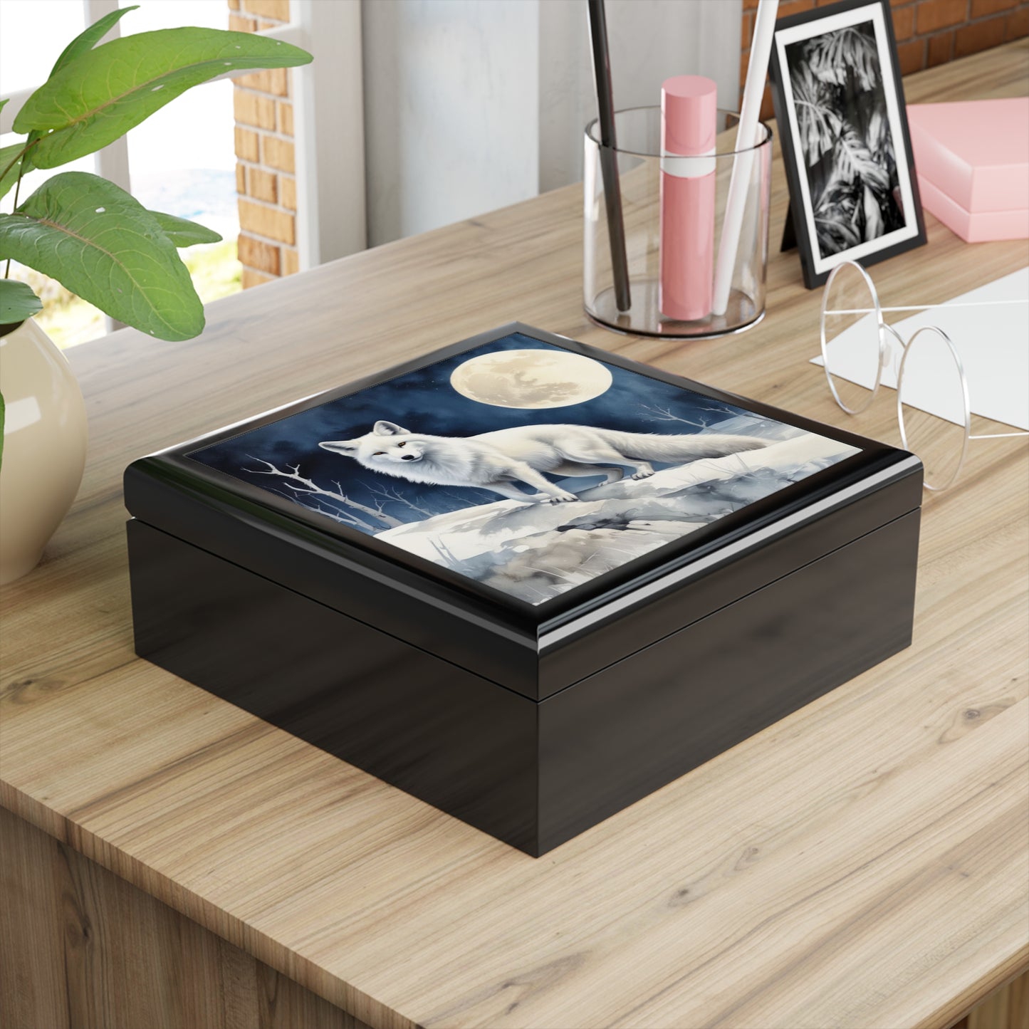 B1) Jewelry Box 'Arctic Fox'